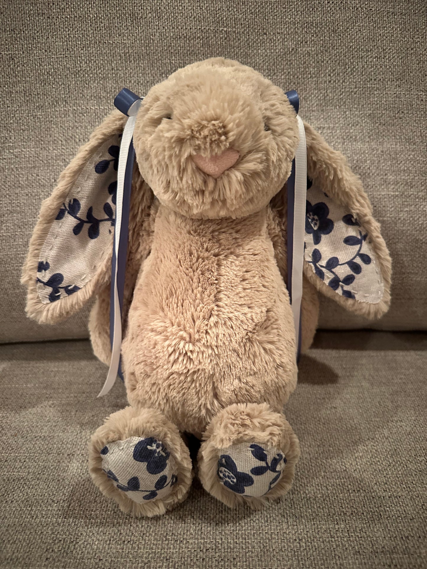 Adorable College Jellycat Bunnies 🐰