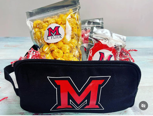 Men's toiletry bag with treats